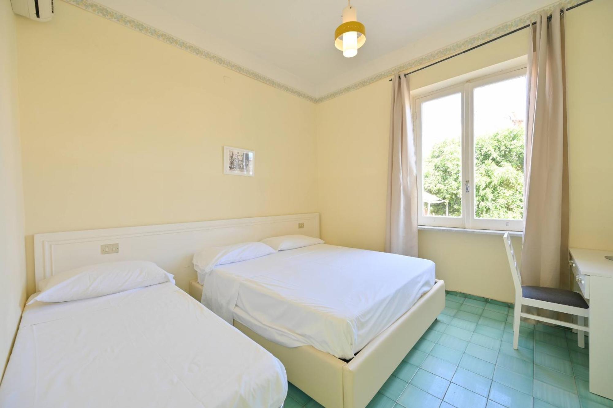 Villa Diana - Beach & Rooms 이스키아 외부 사진