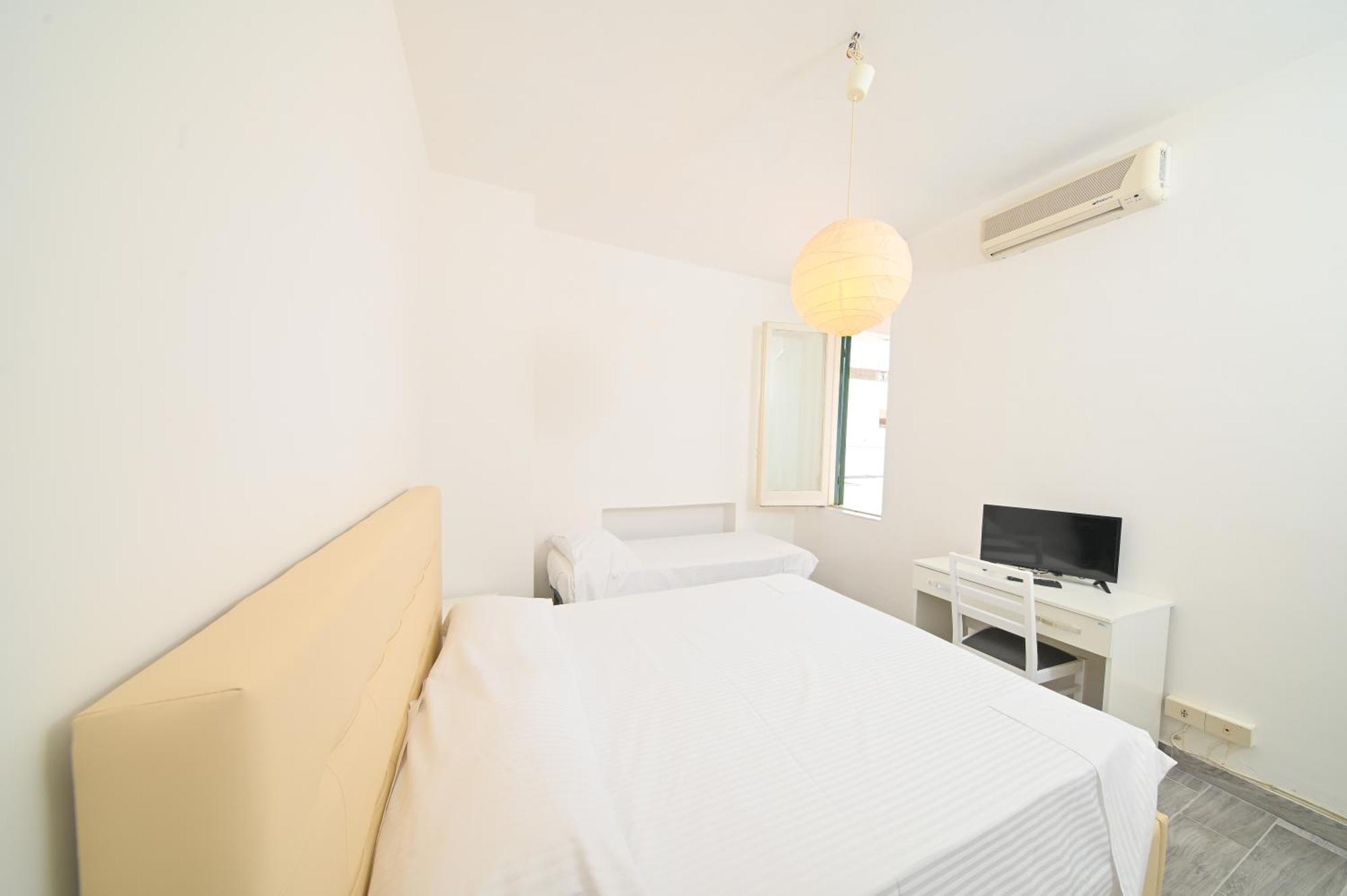 Villa Diana - Beach & Rooms 이스키아 외부 사진